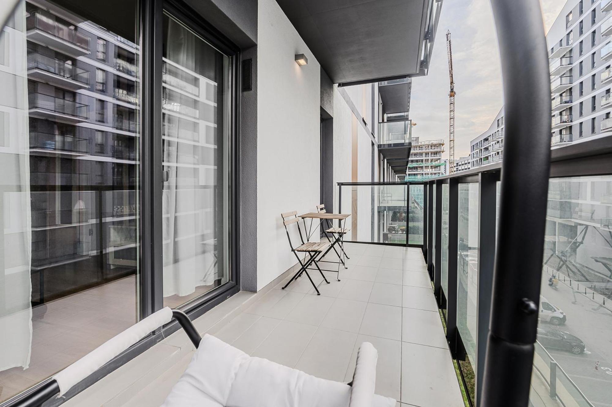 Prymasa Tysiaclecia - P&O Serviced Apartments Warsaw Exterior photo